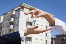 В октябре стартует ипотека для педагогов и ученых