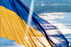 В школах будут ежедневно проводить минуту молчания