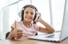 Школы смогут организовывать отдельные классы онлайн