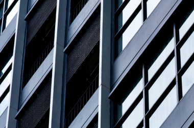 Международных партнеров привлекут к восстановлению школ