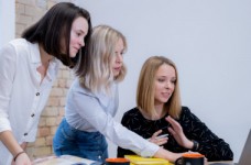 Преподаватель английского: возможности для развития