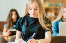 Прием в вузы в 2023 году пройдет в особом порядке   