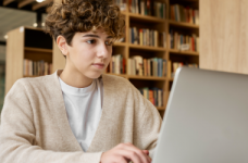 В УЦОКО предлагают расширить НМТ 