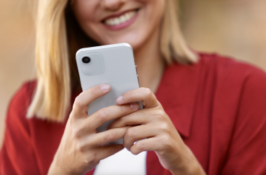 Дипломы и аттестаты будут доступны в смартфоне