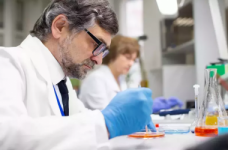 28 ученых стали лауреатами премии имени Бориса Патона