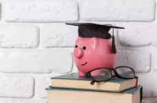 В МОН планируют изменить принцип финансирования образования