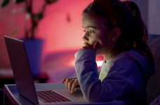 Министр: мы обеспечиваем обучение несмотря на отсутствие света 