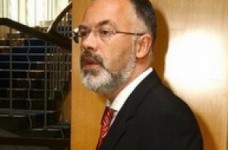 До электронного студенческого билета, как до Конотопа пешком, - Табачник