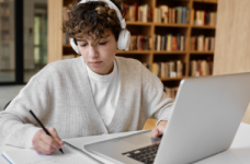 НМТ по английскому покажет незнание его абитуриентами, – нардеп