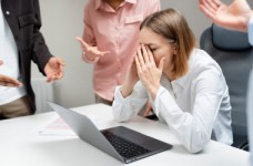 Защита от мобинга в трудовом коллективе: изменения в законе