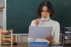 МОН определило даты регистрации учителей для сертификации 