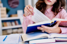 МОН предлагало три обязательных теста НМТ, в частности, историю  