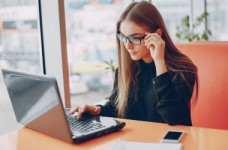 Участники сертификации получили вызовы на ЗНО