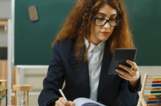 Образовательный профсоюз теряет количество союзников 