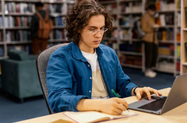 Ученых приглашают на «Ночь молодежной науки»