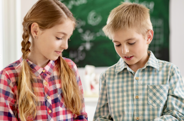 КМУ рассмотрит внедрение полового воспитания в школах