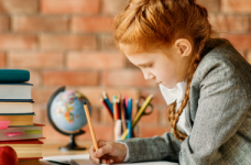 Ученики и учителя по-разному оценивают помощь в обучении  