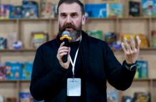  Оксен Лесовой поблагодарил образовательные ОО