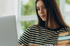 Почти 200 тысяч абитуриентов уже зарегистрированы на НМТ