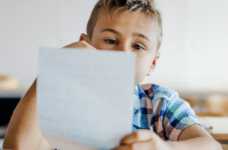 МОН прилагает усилия для организации офлайн-обучения