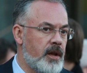 Шестидневной учебной недели в школах не будет, - Д.Табачник