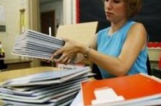 В России рассматривают возможность увольнения 200 тысяч учителей