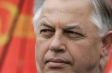 Образование из статуса государственной политики перешло в банальный бизнес, - П.Симоненко