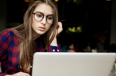 У некоторых абитуриентов в э-кабинете отсутствует документ об образовании 