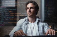 SET University запускает стипендиальные программы