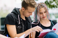 Компания FLeaders помогает получить образование за границей