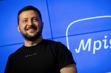 Президент представил образовательный цифровой проект «Мрія»