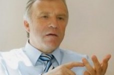 Отвергаю идею ликвидации институтов последипломного образования, - Николаенко