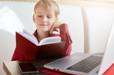 Школы для детей за границей, которые будут обучать дистанционно