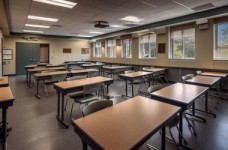 В ВР предлагают ускорить закрытие сельских школ