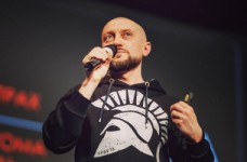 А. Зелинский: мы должны выбороть мир свободных и достойных людей