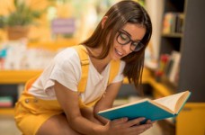 Навыки подростков в работе над текстом: аналитика PISA-2018