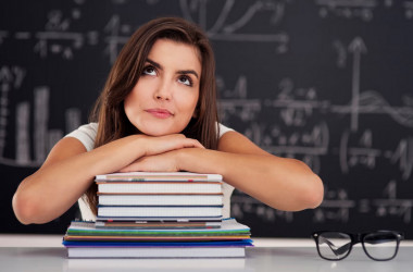 Министерство образования объявило конкурс учебников