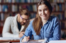 Студентам-медикам разрешили несколько раз сдавать экзамены 