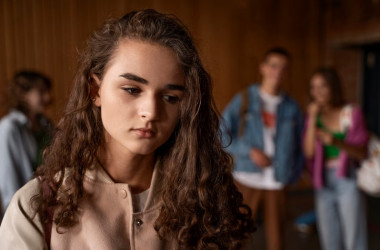 Отмена усыновления ребенка: права подростков с 14 лет