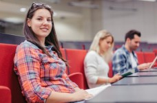 В Украине растет количество студентов колледжей