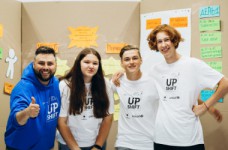 Молодежь может присоединиться к восстановлению страны