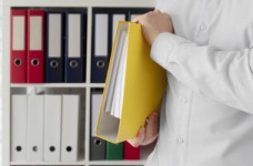 Профтехам упростили правила переоформления лицензии