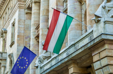 Правительство Венгрии предлагает украинцам стипендии на обучение