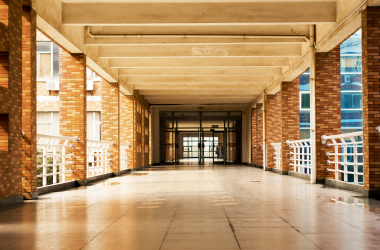 Днепропетровщина получит дополнительные средства на школьные укрытия