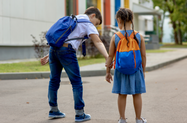 МОН работает над стратегией развития инклюзивного обучения