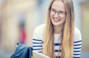 Почти две трети подростков планируют получать высшее образование