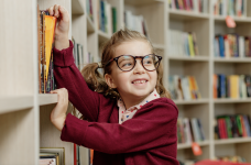 Директора школ указывают на дефицит учебных материалов  