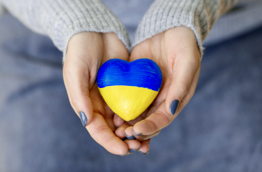 Как говорить о российско-украинской войне: пособие для педагогов