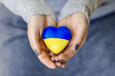 Как говорить о российско-украинской войне: пособие для педагогов