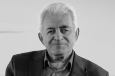 Если знания не дает школа, то дадут репетиторы